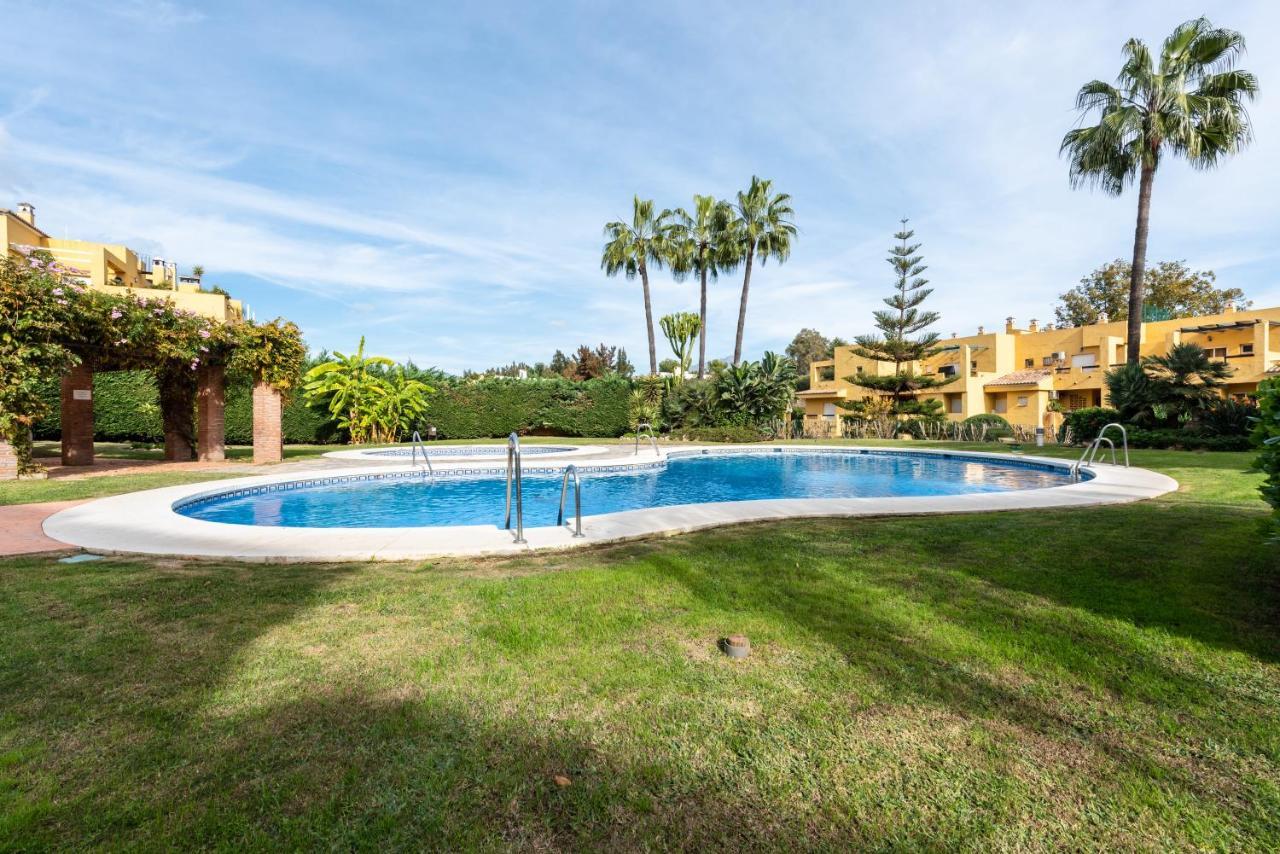 Apartamento Duplex Los Cartujanos I Marbella Bagian luar foto